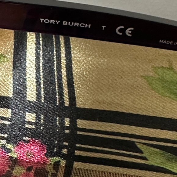 New Tory Burch sunglasses. - Picture 11 of 11